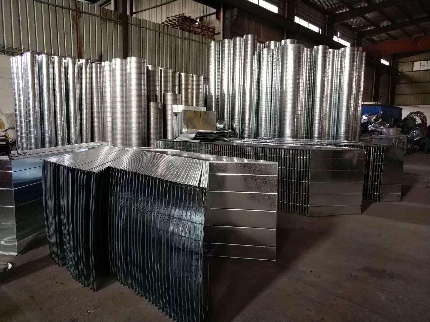 湖南省偉利翔機(jī)械通風(fēng)設(shè)備有限公司,永州市生產(chǎn)安裝螺旋風(fēng)管,共板風(fēng)管,消防風(fēng)管,銷售冷風(fēng)機(jī),負(fù)壓風(fēng)機(jī)